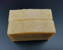 Load image into Gallery viewer, Clove scent HandCrafted Bar Soap